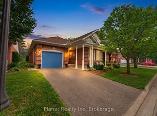 10 White Pine Way, Guelph, ON N1G4X7