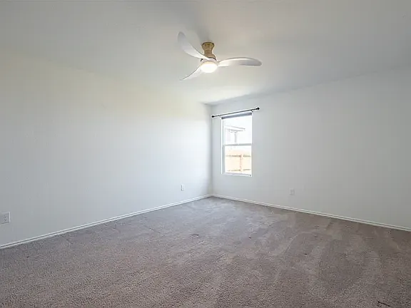 9051 Navarro Vis — Photo 8