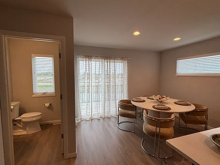 2504 Spark St — Photo 6