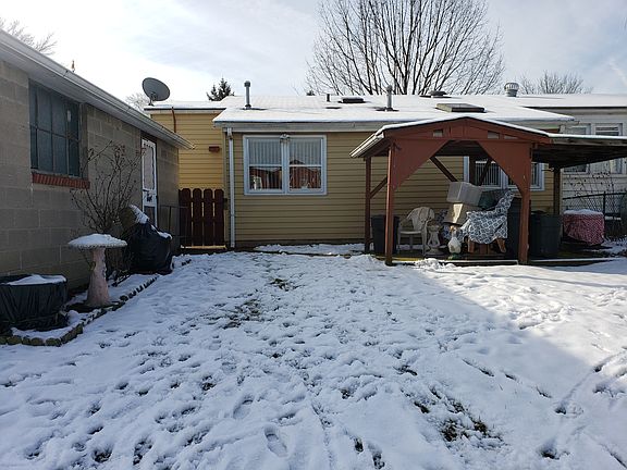 3rd image of 7246 Martell Ave