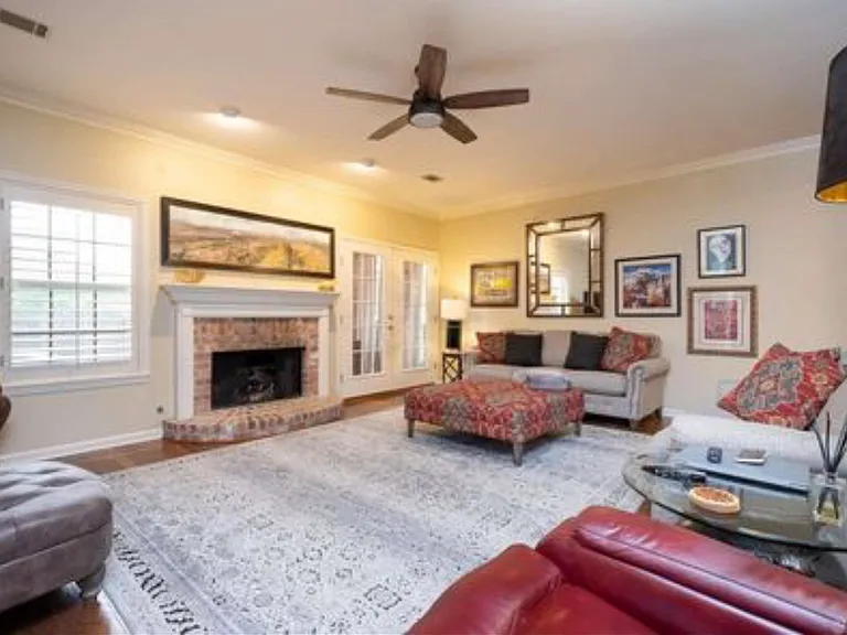 20 Carrollton Ct — Photo 15