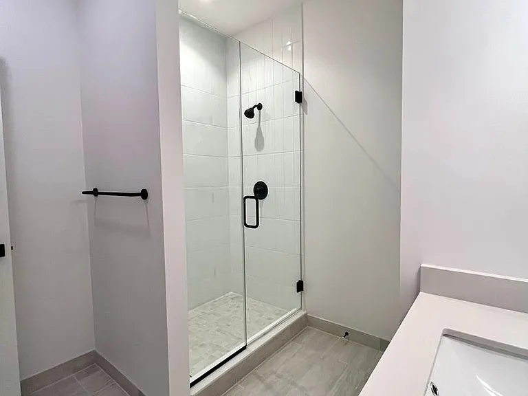 99 Gardner St #2D — Photo 15