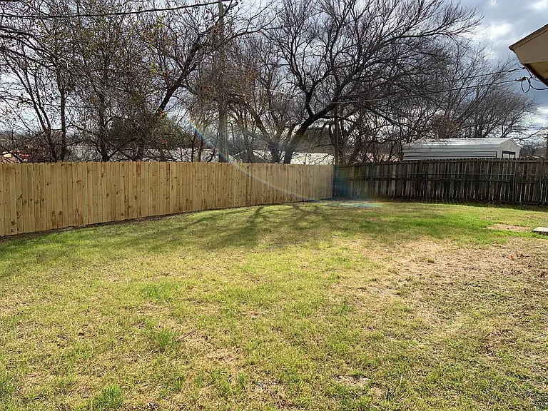 2410 Grasslands Dr — Photo 25