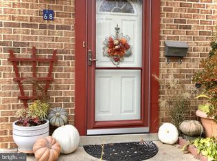 2168 Golf Course Dr, Reston, VA 20191