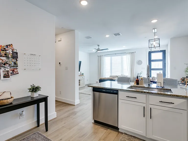 7605 Reis Ln #1 — Photo 20
