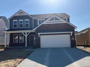 20973 Losino Dr, South Lyon, MI