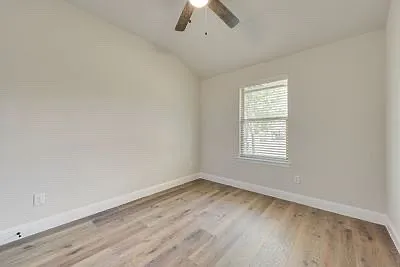 100 W Holford St #1153 — Photo 12
