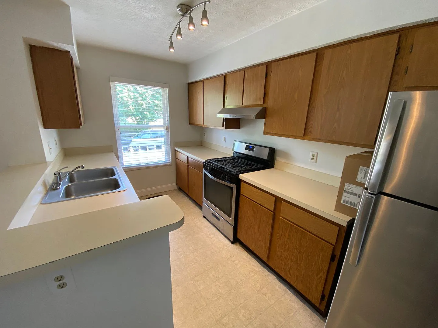 E 13th Ave 171 GW2 — Photo 3