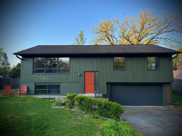 4335 Douglas Ave