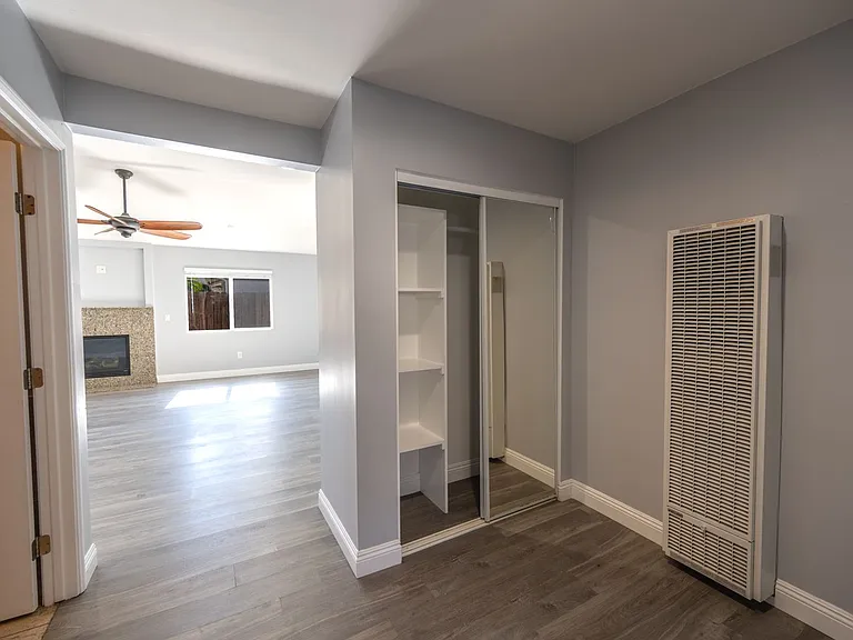 1181 Florida St — Photo 33