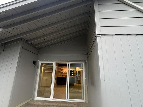 3rd image of 2608 Latham Dr