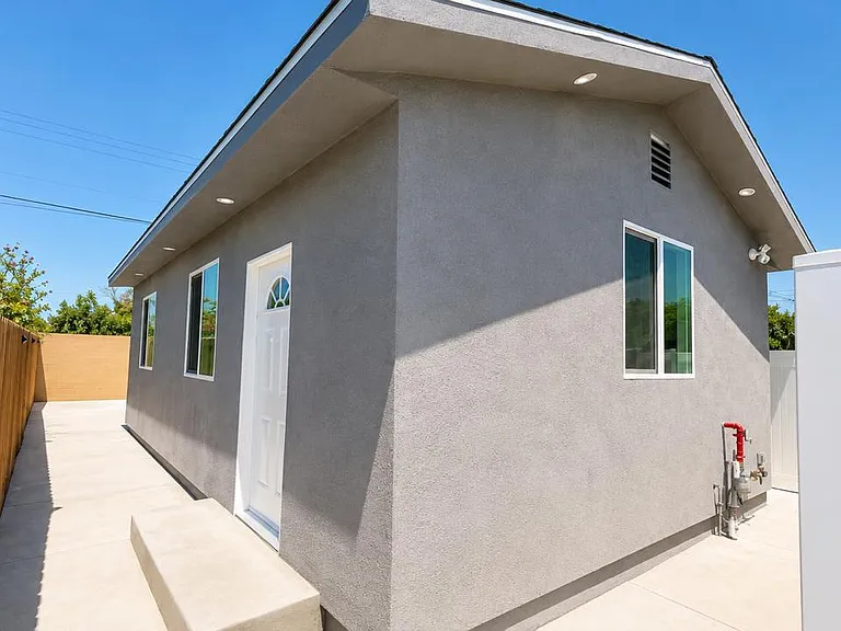 Kagel Canyon St — Photo 7