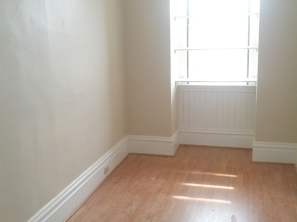 2nd image of 2050 Lowrie St #2