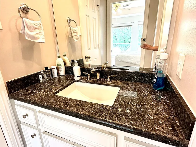 3311 Oakland Dr — Photo 33