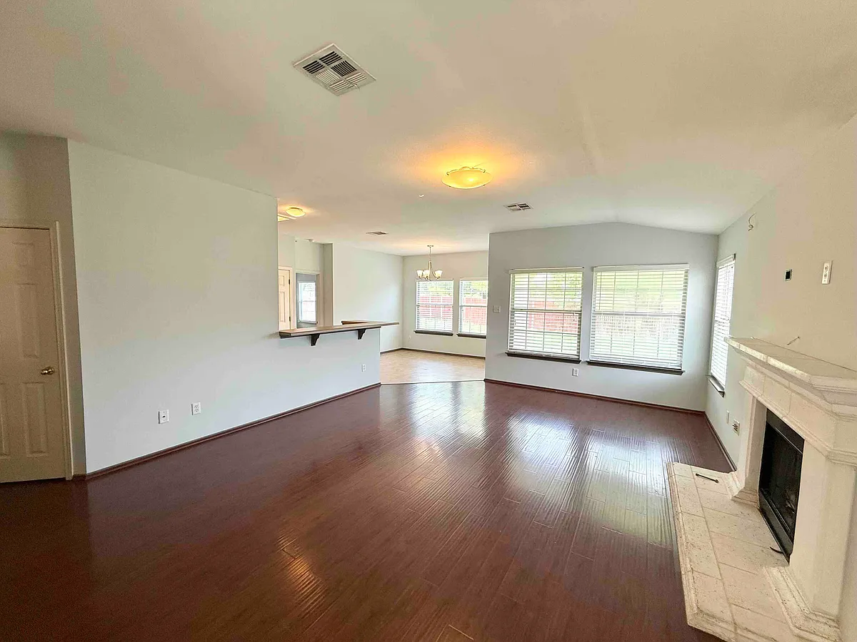 Building Photo - 17311 Zola Ln