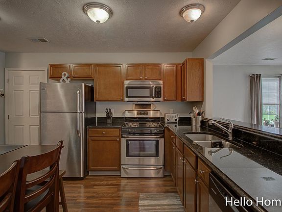 4th image of 4040 Rivertown Ln SW #0