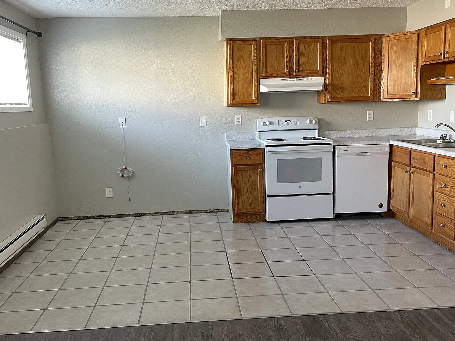2 bed, 864 sqft, $1,025 — Photo 3