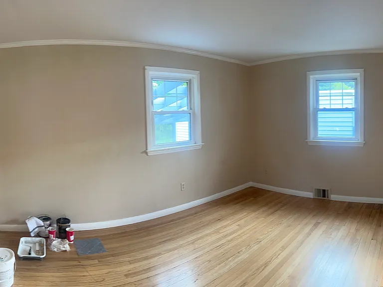 316 Russell St — Photo 5