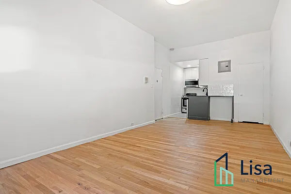 Rented by Lisa Management Inc | media 6