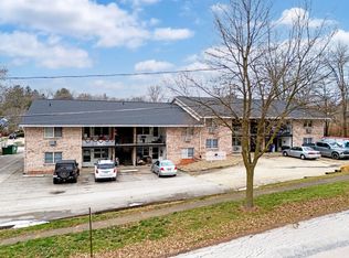 184 High St, Doylestown, OH 44230