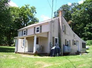 662 Green Springs Rd, Hanover, PA 17331