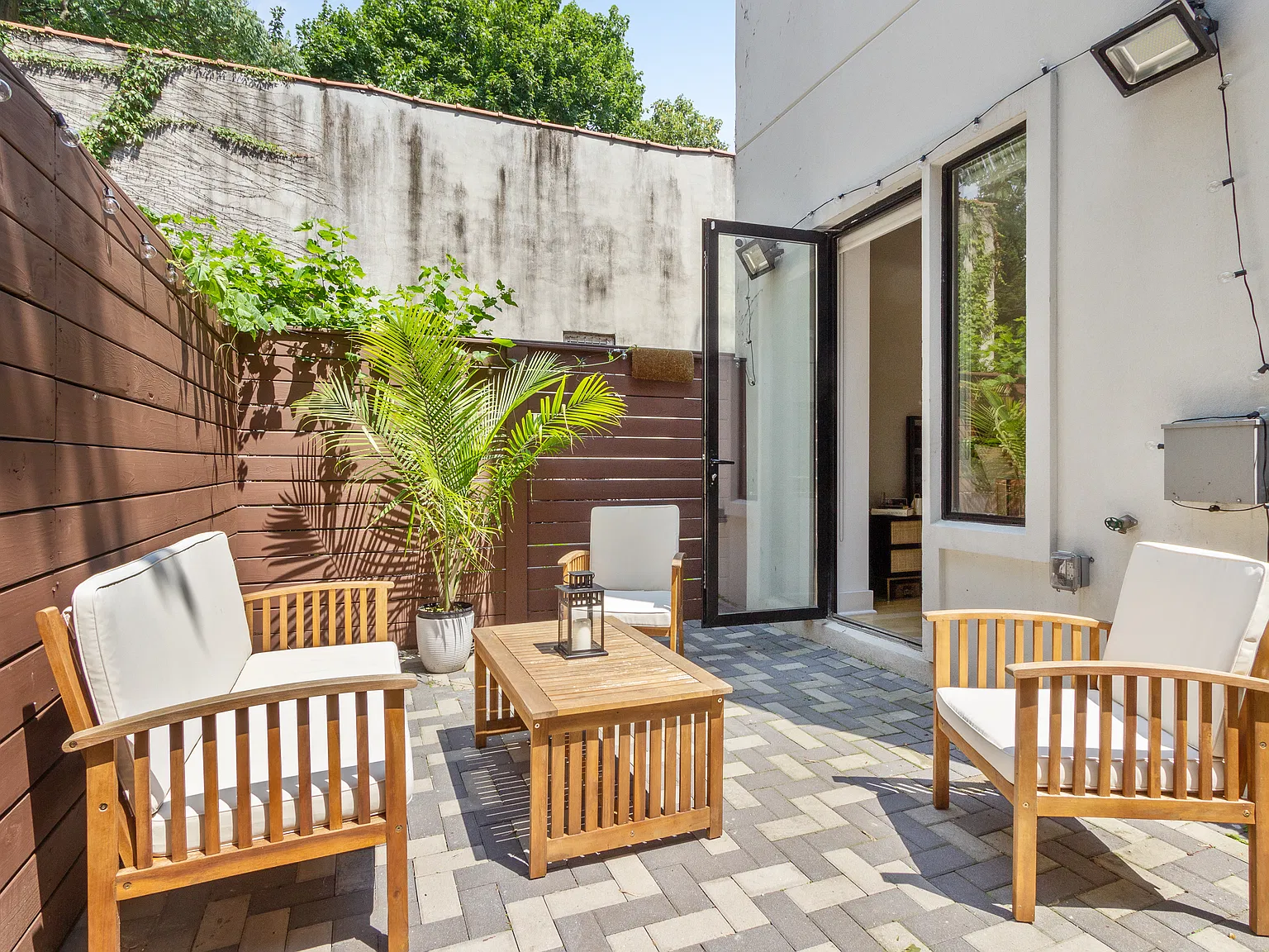 573 Gates Avenue — Photo 1