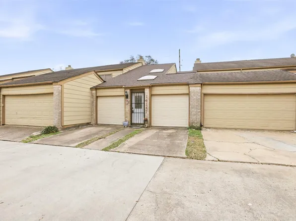 14117 Briarsage Ct, Houston, TX 77077