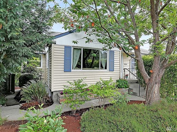 Front Yard Gardening Space