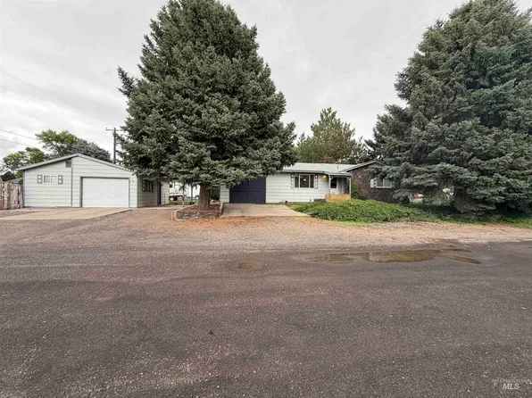 311 S Ave E, Hagerman, ID 83332