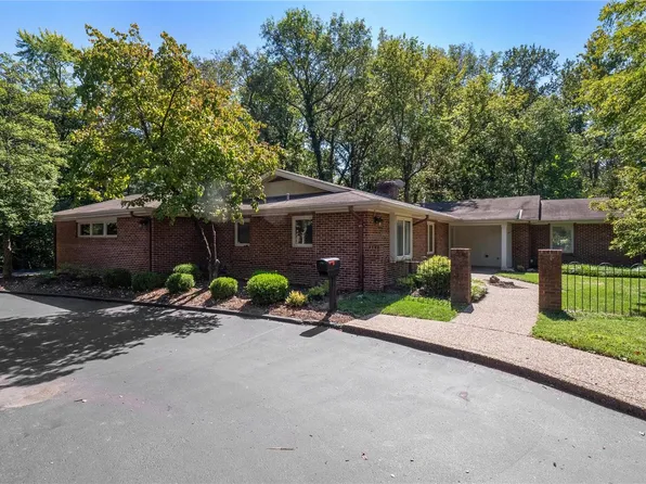 10212 Clayton Rd, Saint Louis, MO 63124