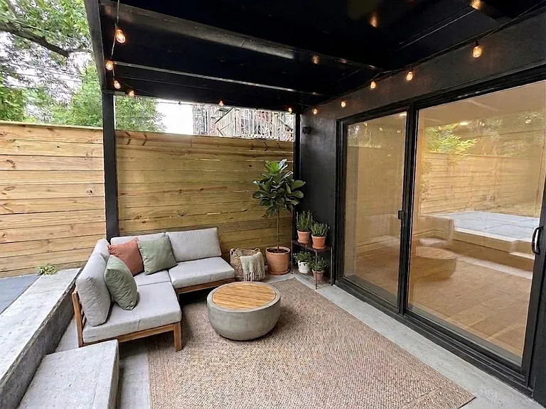 174 Hall St #GARDEN — Photo 7