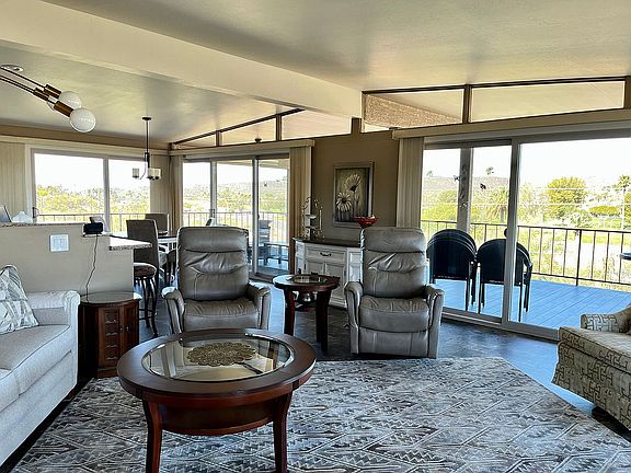 Open Floor Plan, LR/DR