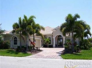 7435 Greystone St, Lakewood Ranch, FL 34202