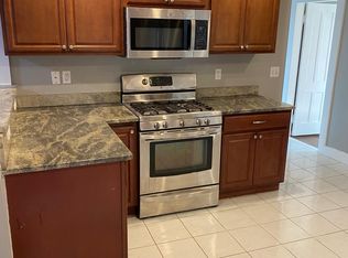 152 Olivia St #2, Derby, CT 06418