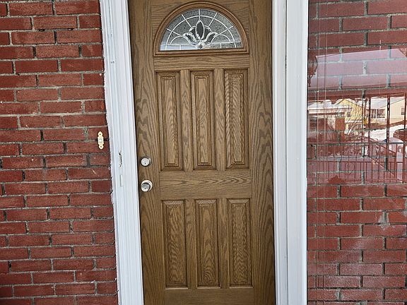 2nd image of 2940 Brevard Ave