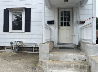 4 Border St #4, Woburn, MA 01801