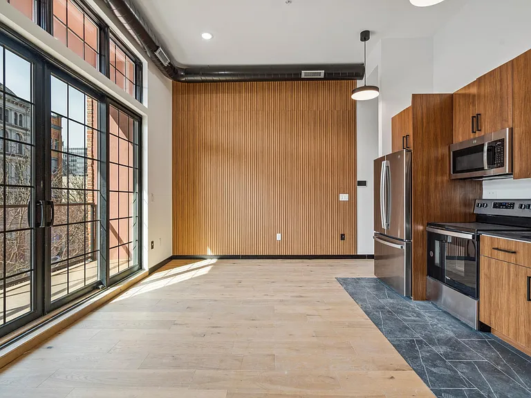 212 Church St #7 — Photo 9
