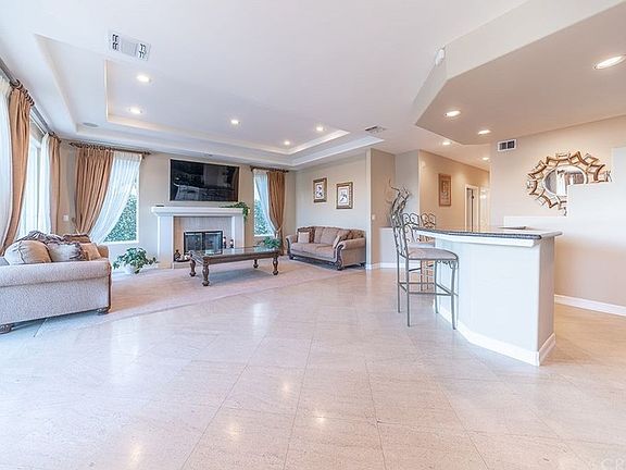 4th image of 24754 Cordillera Dr