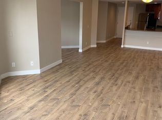 100 Park Ave W APT 201, Denver, CO 80205