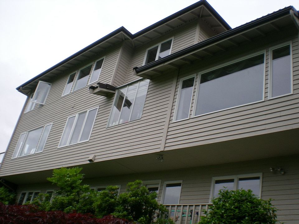 1st image of 9850 NE 34th St