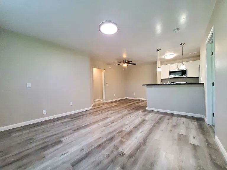 Cinnamon Woods Apartments — Photo 52