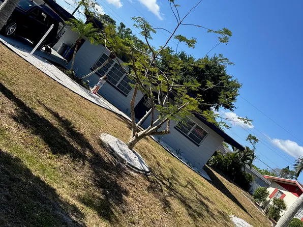 2348 Burton Ave, Fort Myers, FL 33907