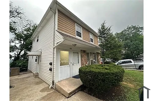 42 Ridge Ct #2 Photo 1