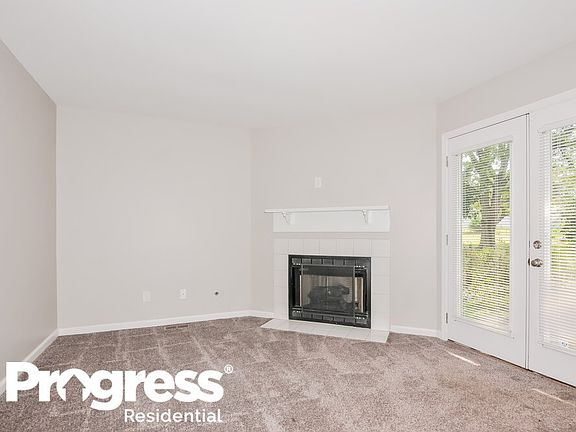 5th image of 2710 Sherwood Dr
