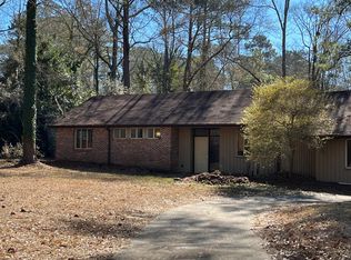1944 Woodland Dr, Macon, GA 31211