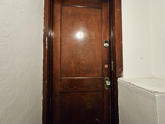 3rd image of 2018-2024 Chalfant St #2020