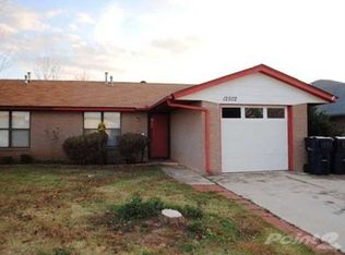 12502 SW 2nd St, Yukon, OK 73099