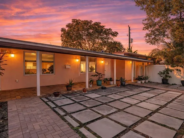 2016 NE 14th Ct, Fort Lauderdale, FL 33304