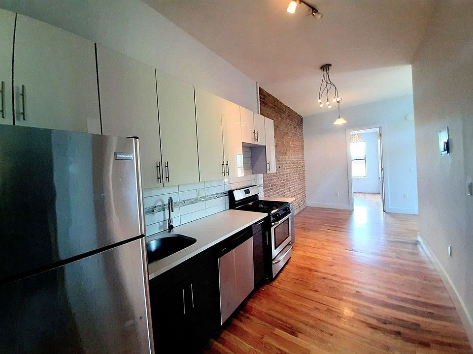 1st image of 90 Thomas S Boyland St #4FF