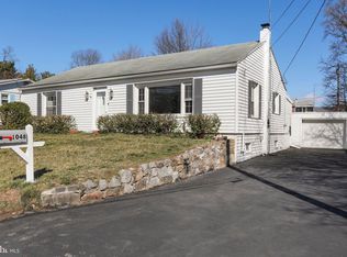 1048 Mount Aetna Rd, Hagerstown, MD 21740